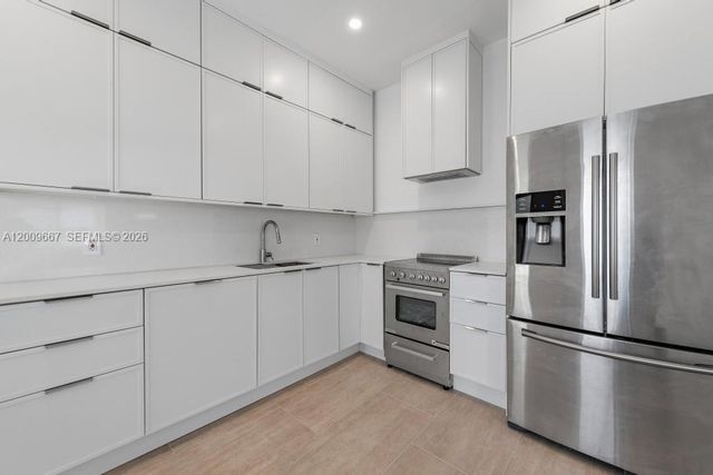 3759 Florida Ave, Coconut Grove, FL 33133