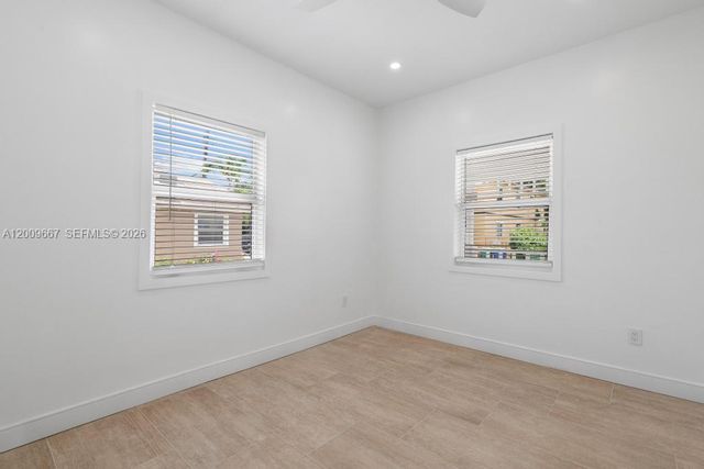 3759 Florida Ave, Coconut Grove, FL 33133