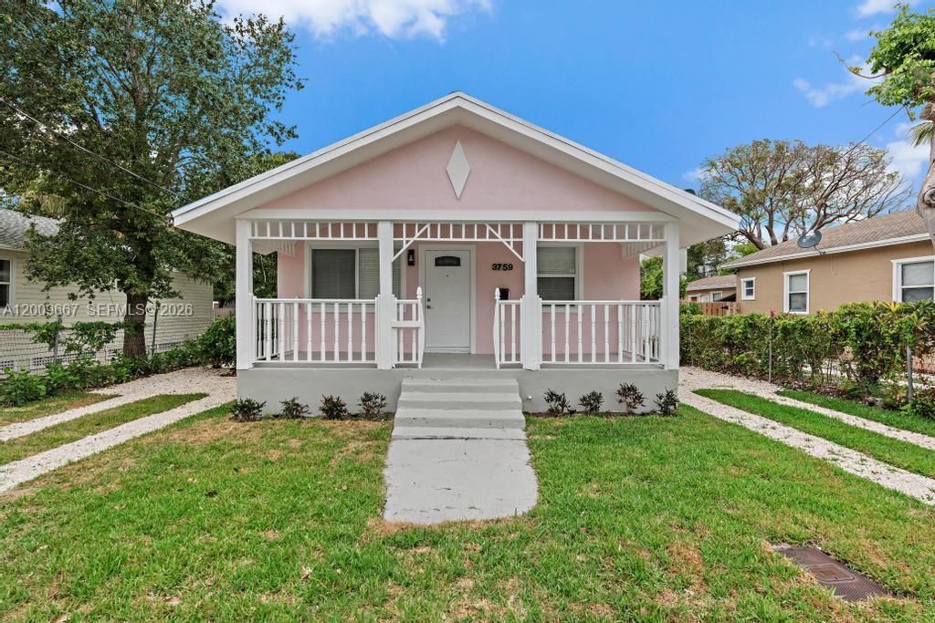 3759 Florida Ave, Coconut Grove, FL 33133