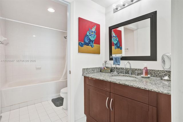 7275 SW 90th St C410, Miami, FL 33156