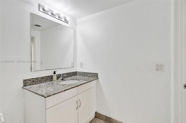 7275 SW 90th St C410, Miami, FL 33156