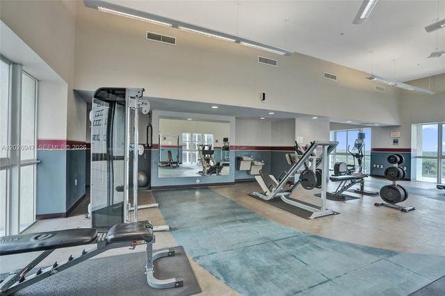 7275 SW 90th St C410, Miami, FL 33156
