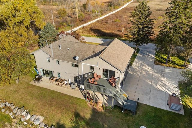 9083 Fillmore ROAD, Fredonia, WI 53021