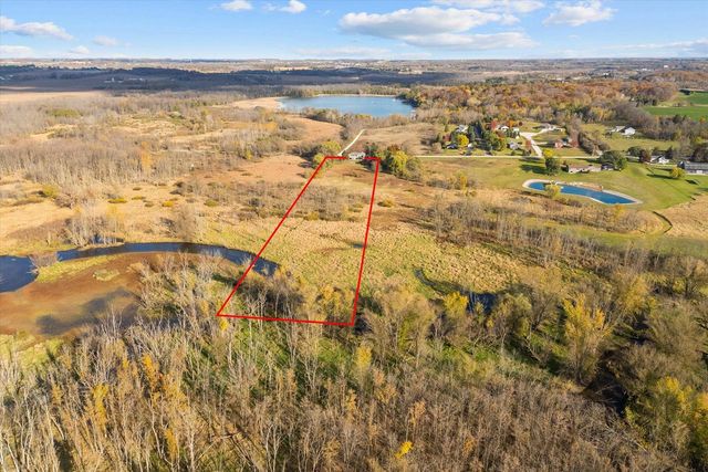 9083 Fillmore ROAD, Fredonia, WI 53021