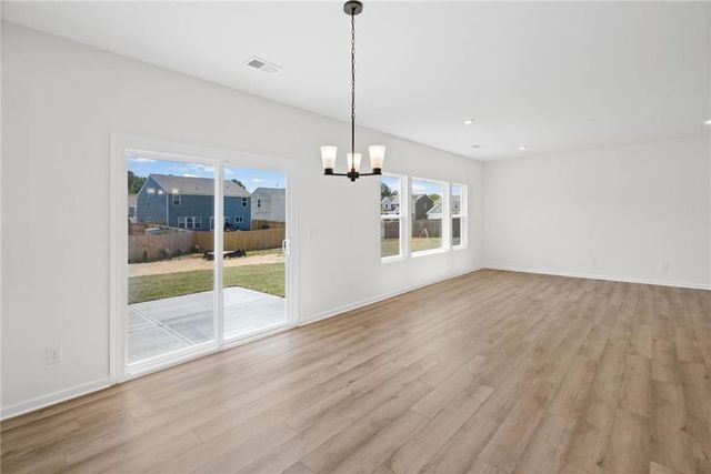 1006 Blossom Lane, Euharlee, GA 30120