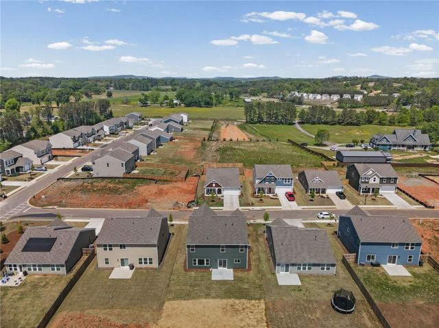 1006 Blossom Lane, Euharlee, GA 30120