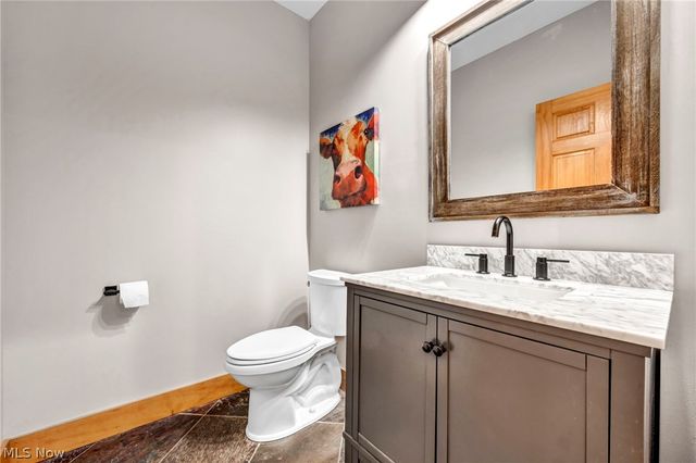 7184 Neff Road, Valley City, OH 44280