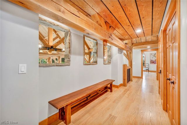 7184 Neff Road, Valley City, OH 44280