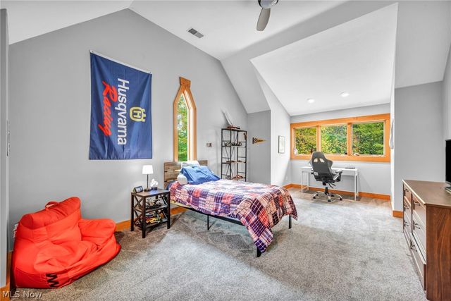 7184 Neff Road, Valley City, OH 44280