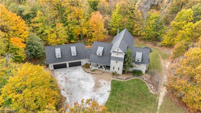 7184 Neff Road, Valley City, OH 44280