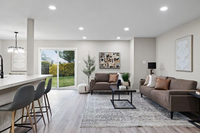 1816 Lynwood Dr, Concord, CA 94519