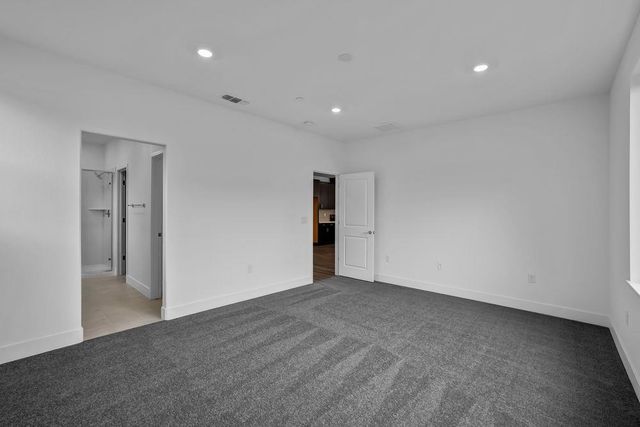 9826 Amisha Way, Sacramento, CA 95829