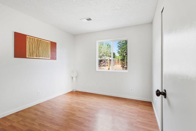 3025 Mason Meadows Drive NE, Rio Rancho, NM 87144