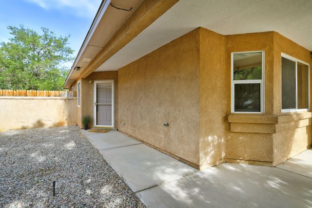 3025 Mason Meadows Drive NE, Rio Rancho, NM 87144