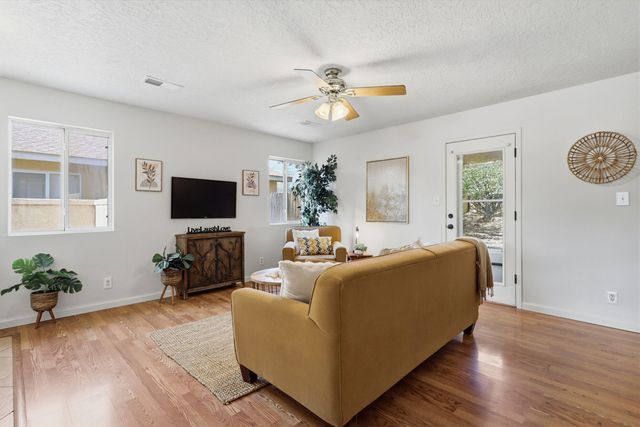 3025 Mason Meadows Drive NE, Rio Rancho, NM 87144