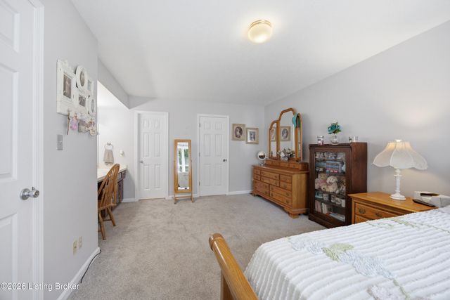 50 Longview Dr, Shelbyville, KY 40065