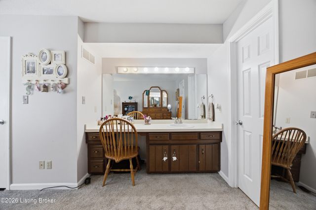 50 Longview Dr, Shelbyville, KY 40065