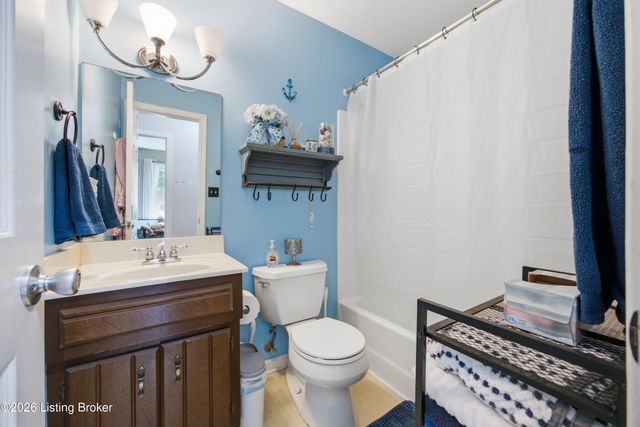 50 Longview Dr, Shelbyville, KY 40065