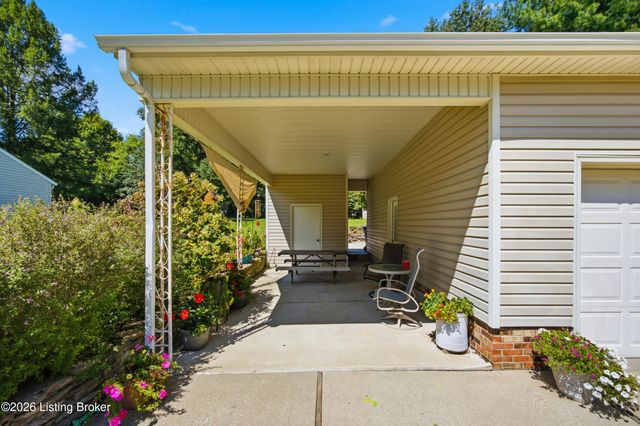 50 Longview Dr, Shelbyville, KY 40065