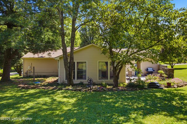 50 Longview Dr, Shelbyville, KY 40065