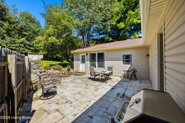 50 Longview Dr, Shelbyville, KY 40065