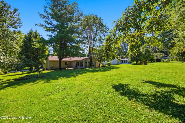 50 Longview Dr, Shelbyville, KY 40065