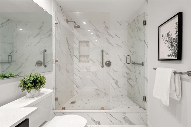 16 Harcourt St 4C, Boston, MA 02116
