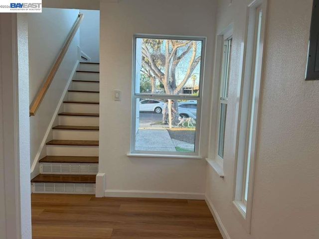 5212 Creely Ave, Richmond, CA 94804