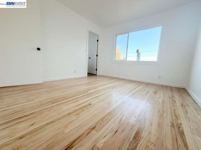 5212 Creely Ave, Richmond, CA 94804