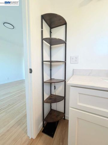 5212 Creely Ave, Richmond, CA 94804