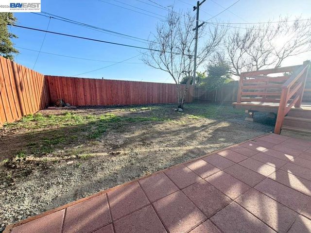 5212 Creely Ave, Richmond, CA 94804