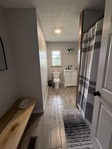 1487 Boyd Rd, Lafayette, TN 37083