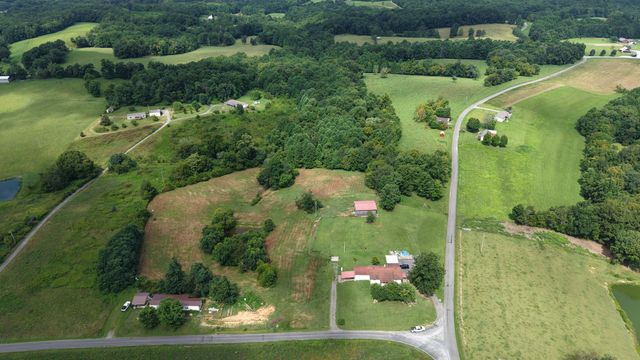 1487 Boyd Rd, Lafayette, TN 37083