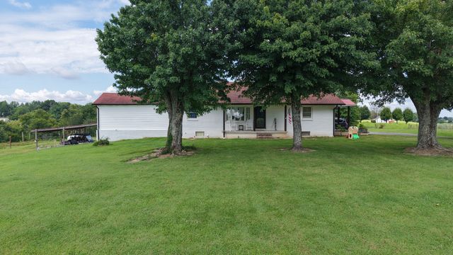 1487 Boyd Rd, Lafayette, TN 37083