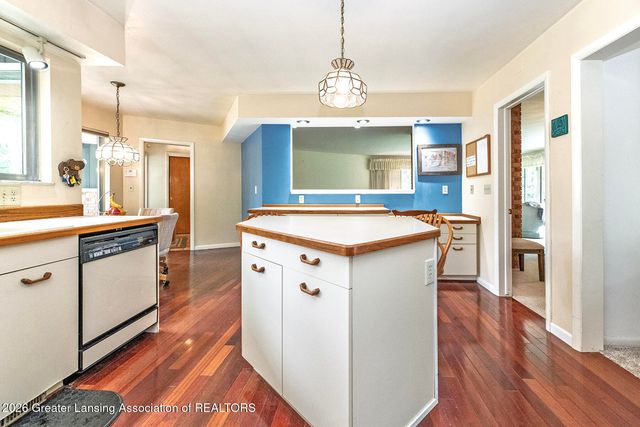614 Greencroft Court, Williamston, MI 48895