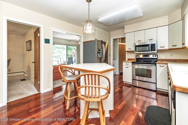 614 Greencroft Court, Williamston, MI 48895