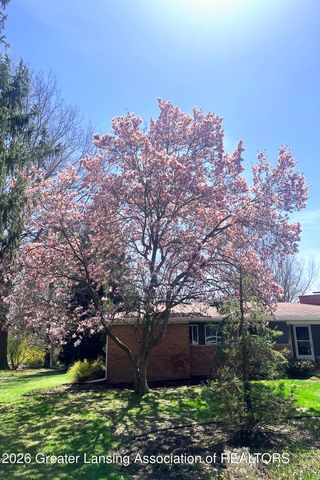 614 Greencroft Court, Williamston, MI 48895