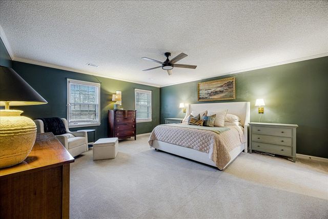 8386 CREEK BRIDGE DR, Germantown, TN 38138