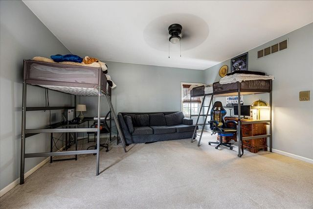 8386 CREEK BRIDGE DR, Germantown, TN 38138