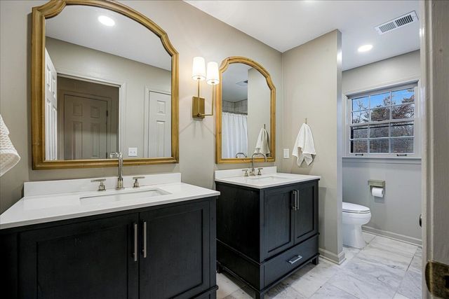 8386 CREEK BRIDGE DR, Germantown, TN 38138