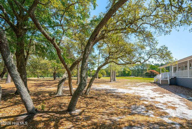 5685 Watts Road SW, Ocean Isle Beach, NC 28469