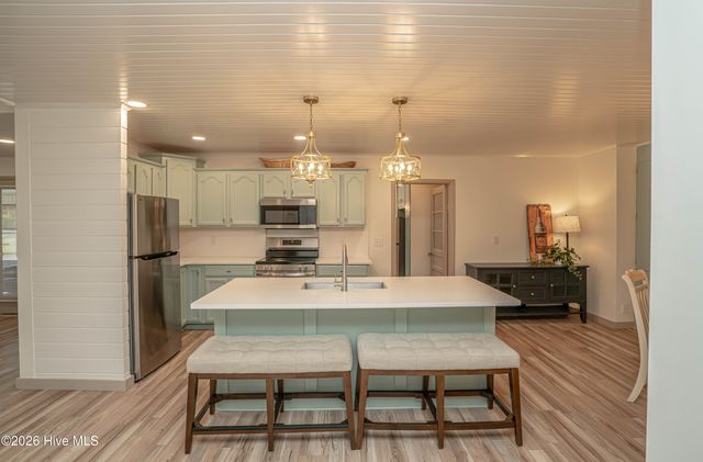 5685 Watts Road SW, Ocean Isle Beach, NC 28469