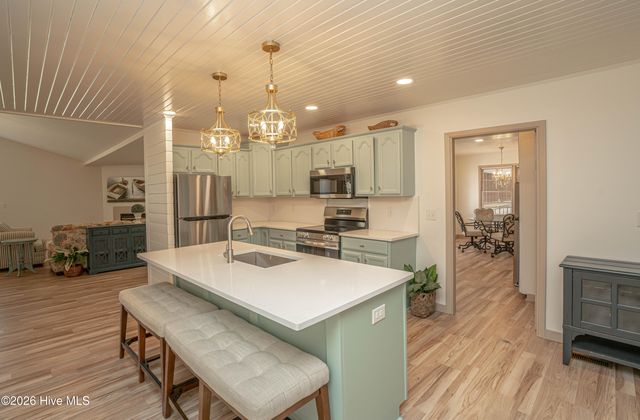 5685 Watts Road SW, Ocean Isle Beach, NC 28469