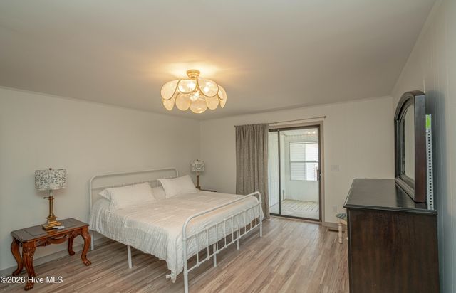 5685 Watts Road SW, Ocean Isle Beach, NC 28469