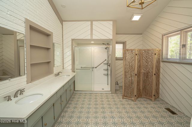 5685 Watts Road SW, Ocean Isle Beach, NC 28469