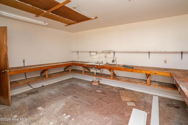 5685 Watts Road SW, Ocean Isle Beach, NC 28469