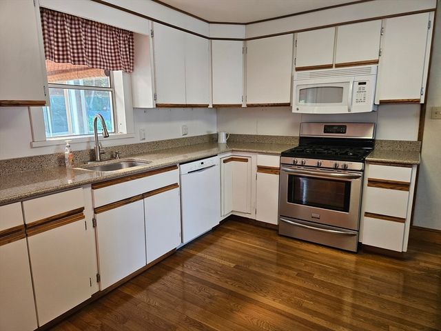 22 O'callaghan Way, Lynn, MA 01905