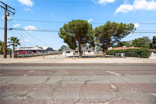 14804 Live Oak, Hesperia, CA 92345