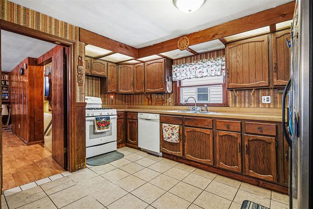 2854 Oak Street, Stevensville, MI 49127