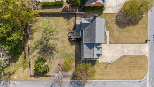 1701 Woodwind Drive, Greenville, NC 27858